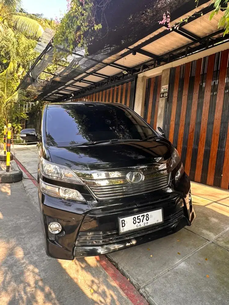 Dijual Toyota Vellfire 2.4ZG (ANH20)
