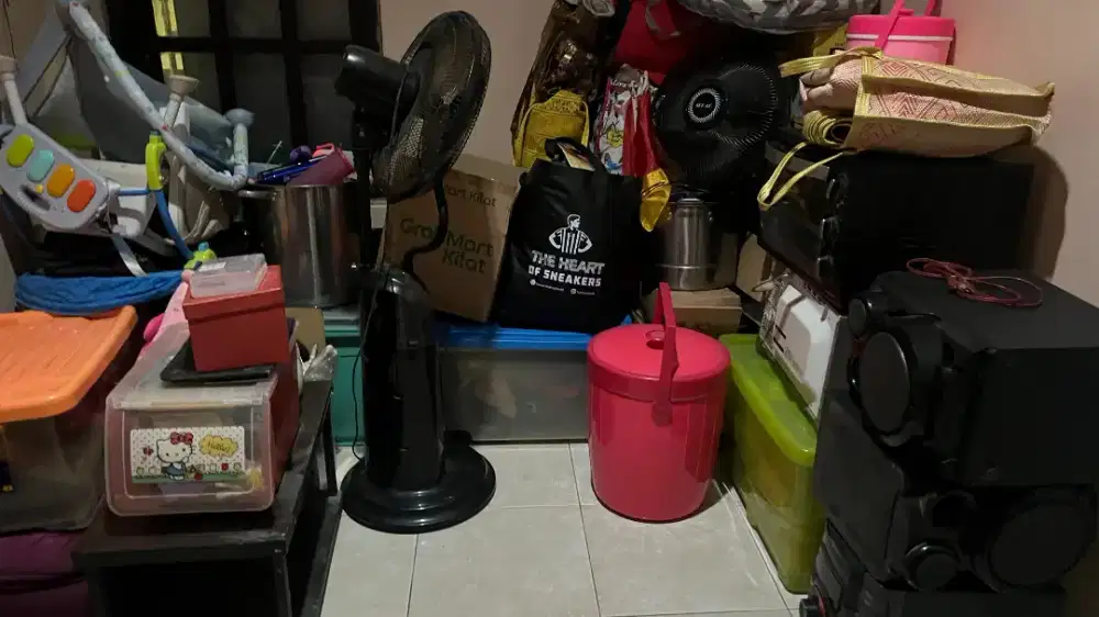 Dijual cepet Cuci gudang perabot rumah