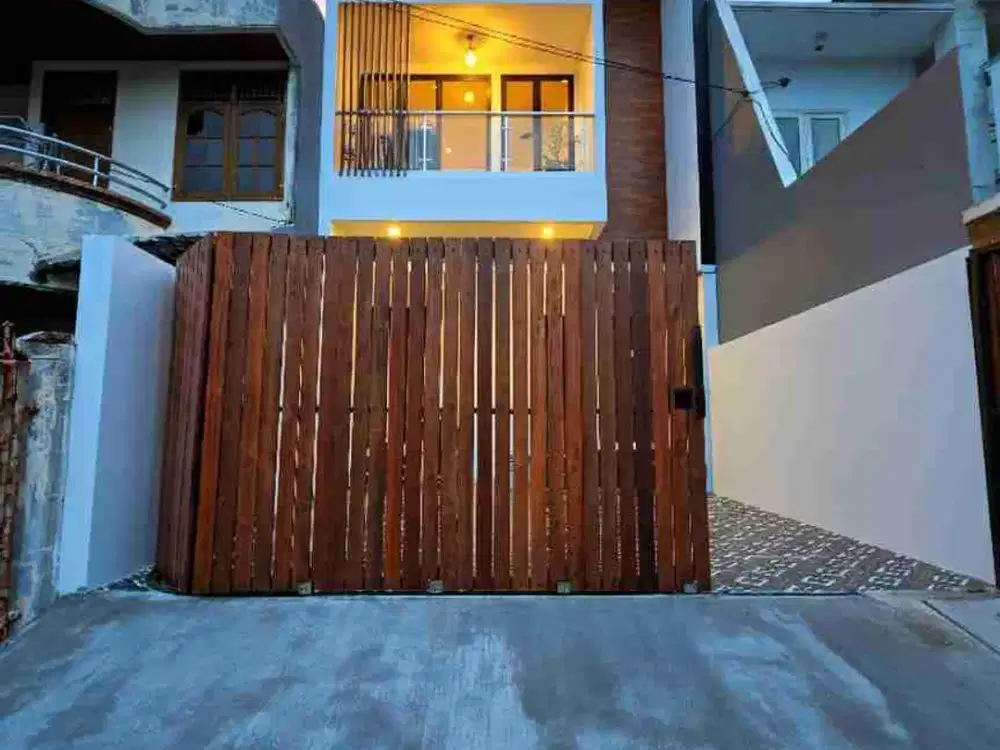 Rumah modern minimalis dalam Komplek Kav DKI Pondok Kelapa Jaktim
