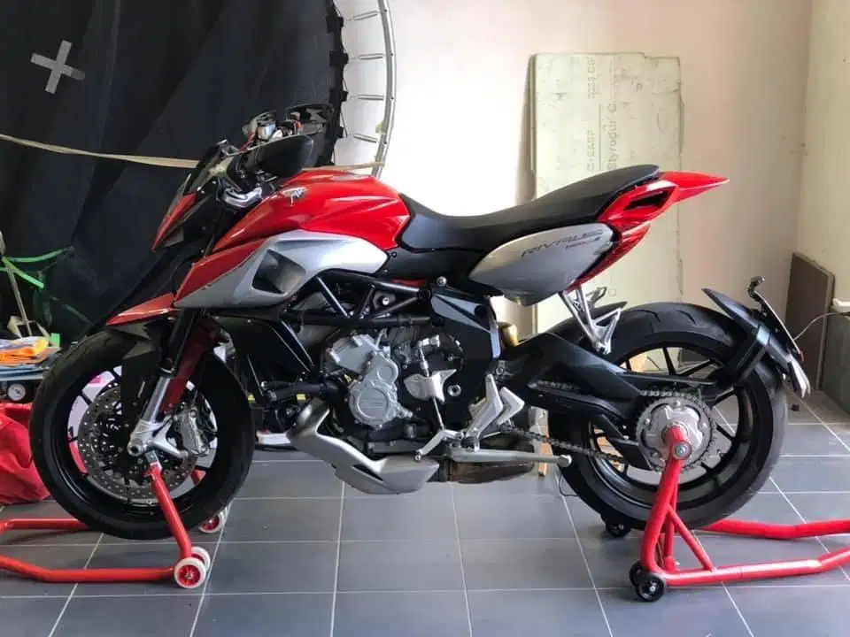 Moge MV Agusta Rivale TT Fortuner