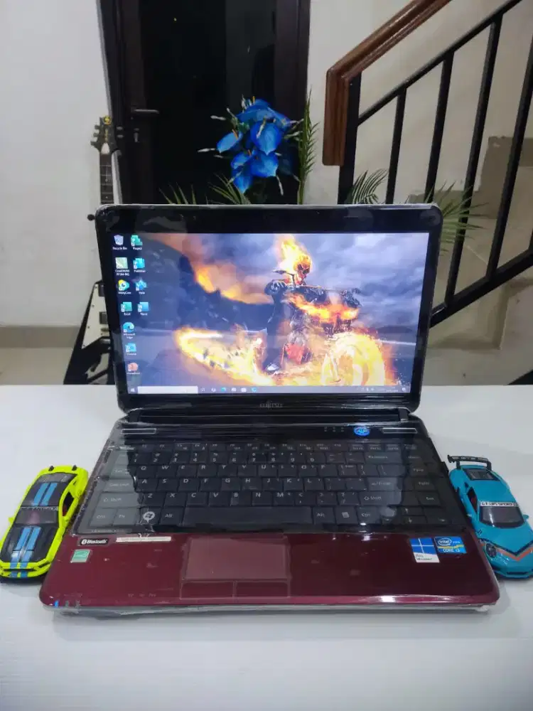 Laptop Branded Fujitsu Lifebook LH531 Maroon Edition [RAM 16GB + SSD]