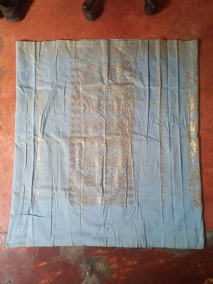 Kain songket Antik asli Palembang. tenun benang emas.