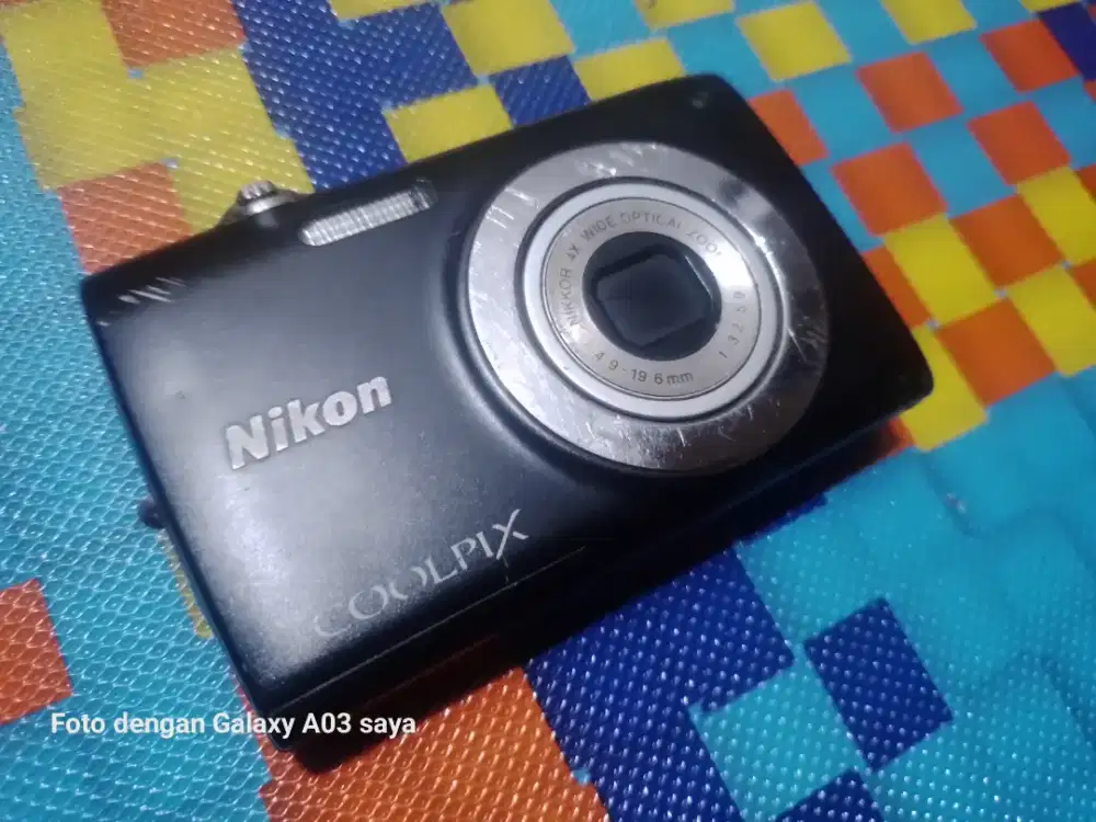 Kamera Digital Merk Nikkon Coolplix Kondisi Minus Dan Belum Test Batre
