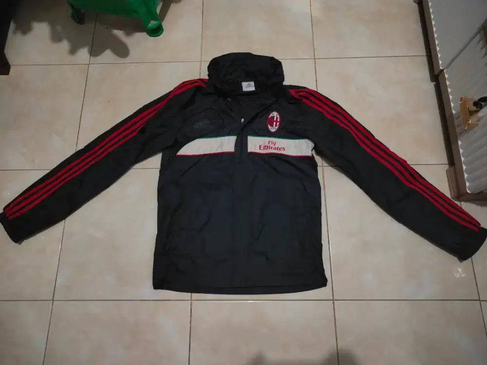 Jaket Parasut AC Milan Official New Season 12/13 (All Weather Jacket)