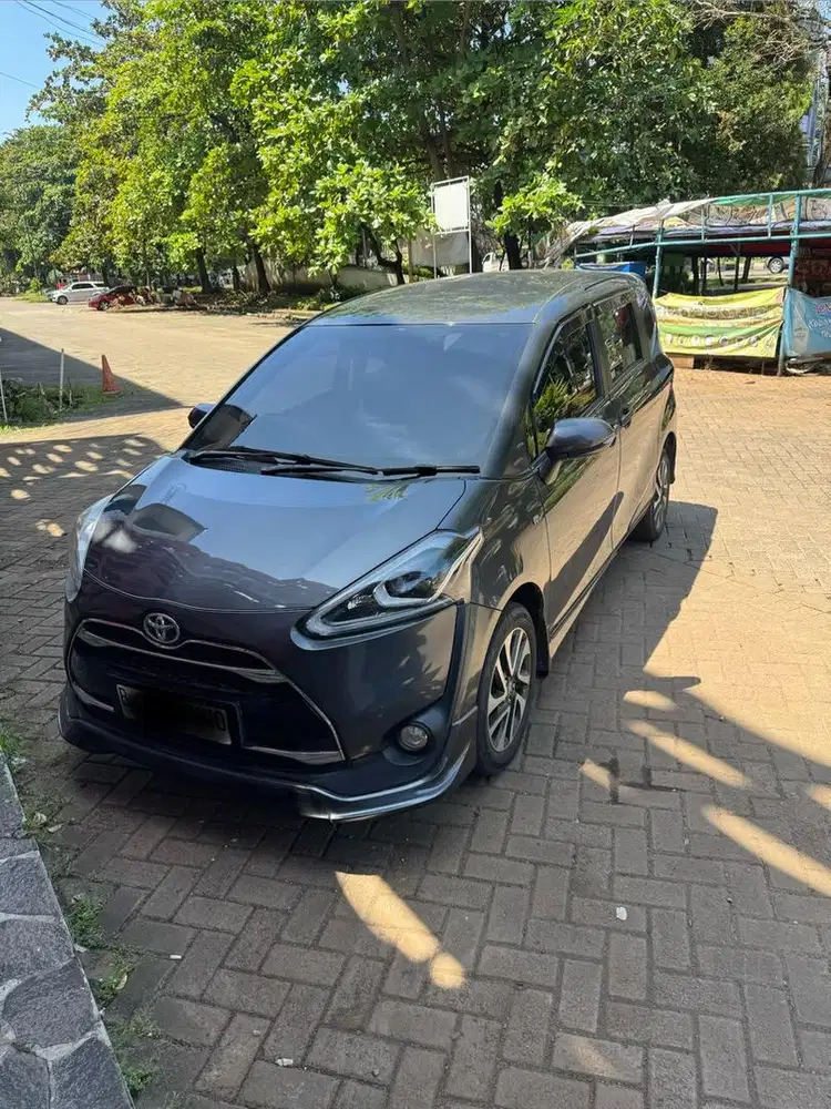 Toyota Sienta Q 2018