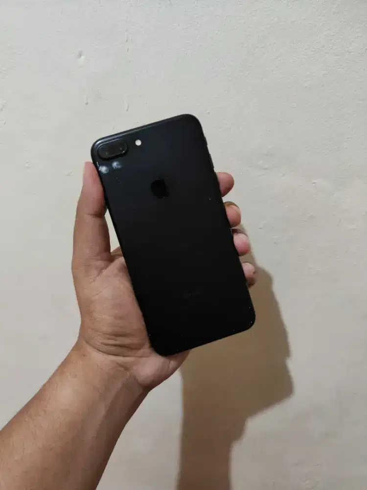 Iphone 7 plus 256gb inter all operator (hp+charger)