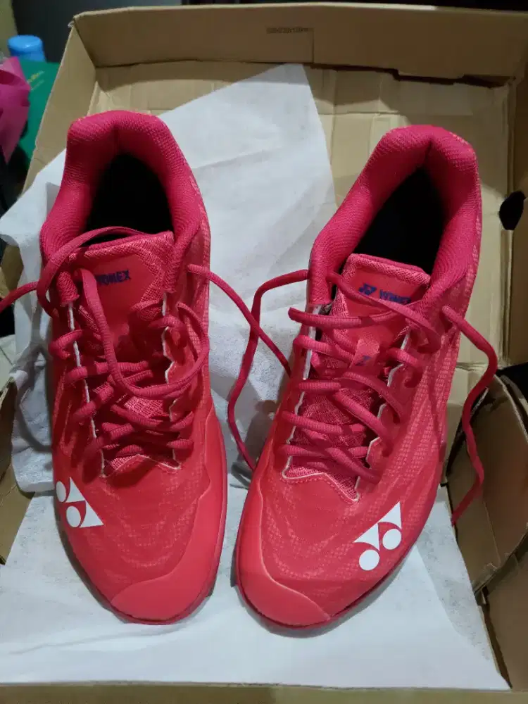 sepatu yonex aerus z2mex red original new uk.43 no. 27.5