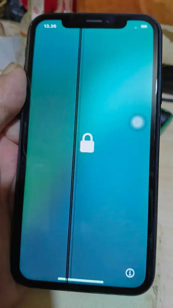 I-Phone XR kekunci iCloud