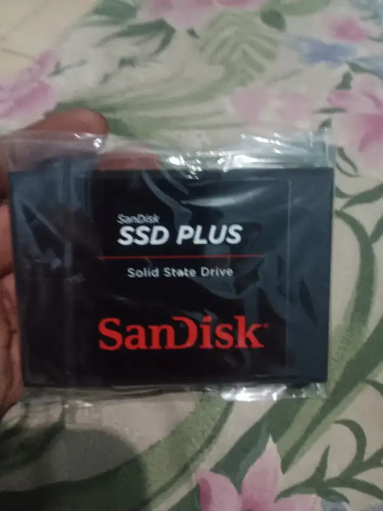 SSD Laptop Sandisk mulus 480gb