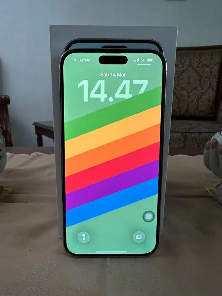 Iphone 14 promax 256GB. Silver, fullset, bekas garansi resmi ibox