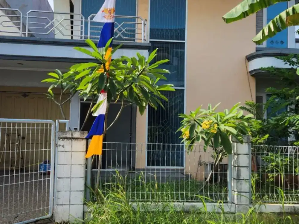 Disewakan rumah murah 2lantai di Taman Modern Cakung Jakarta Timur siaphuni minimalis modern