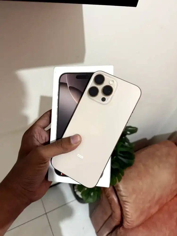 iPhone 16 Promax 256gb Dessert Titanium iBox Garansi on sampai 02/2027