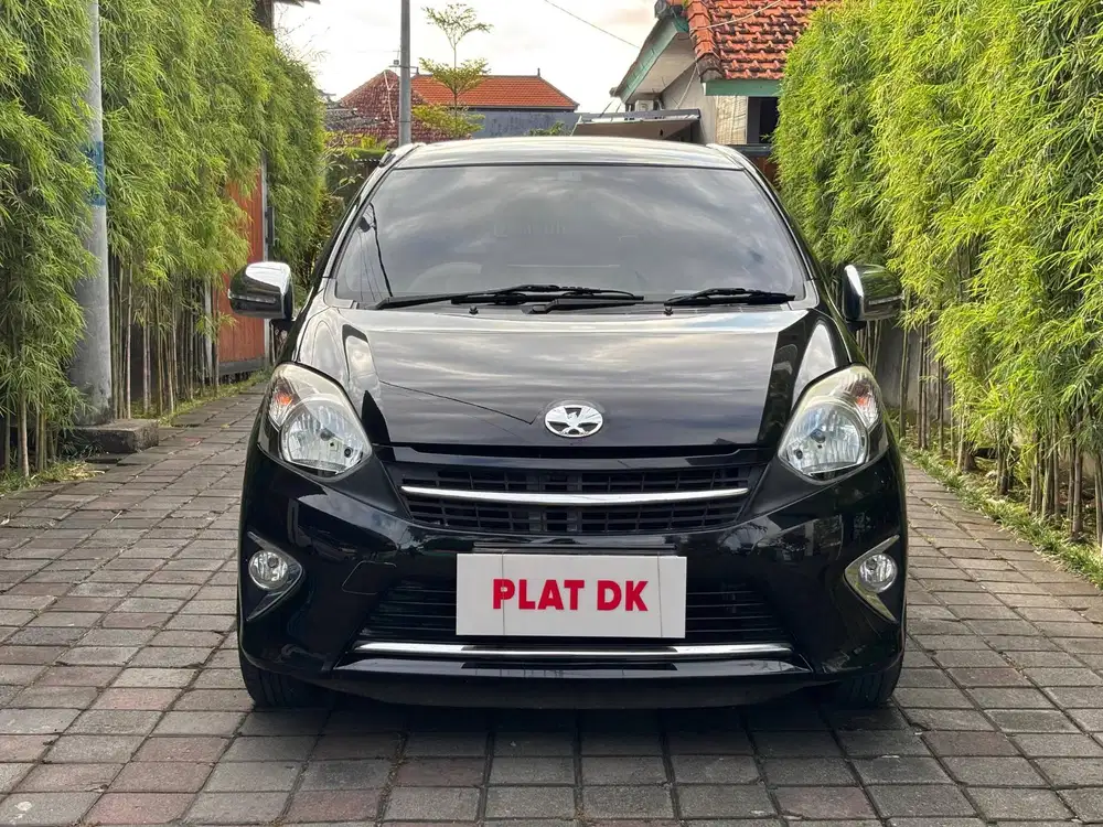 Toyota Agya 1.0 G 2013 AT Hitam