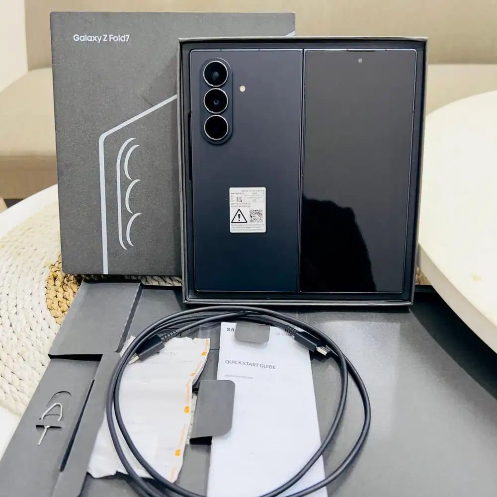 Samsung Z Fold 7 1TB Jet Black