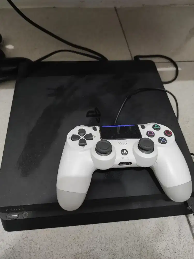PS4 Bekas Original 500 GB