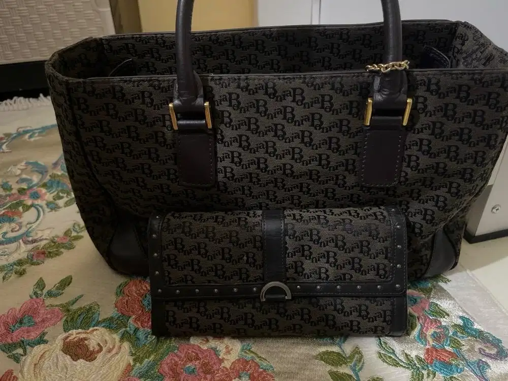 Bonia classic bag and wallet