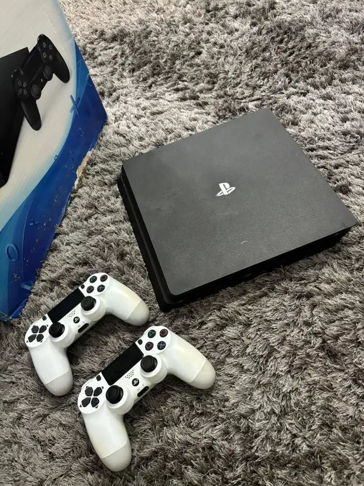 Playstation 4 Slim 2 stik 32 game permanen Jual Murah ps4 Semua Normal