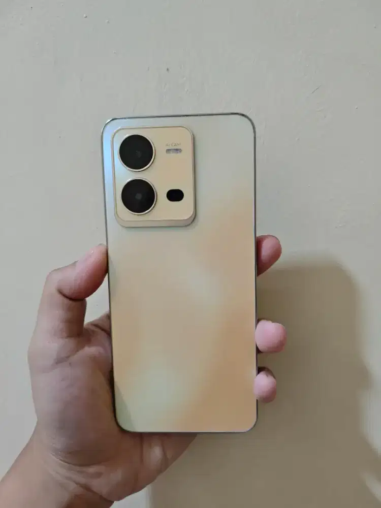 VIVO V25E 4G (RETAK TIPIS, ADAPTOR ORI KABEL SUPPORT FASTCHARGE)