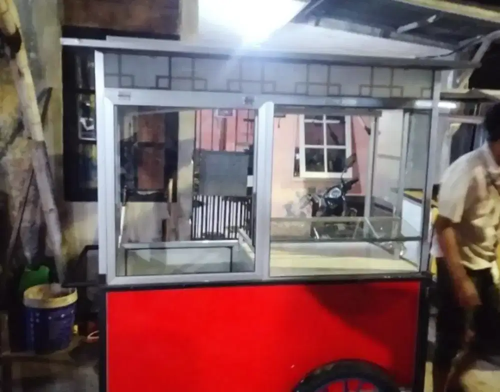Jual gerobak bekas ,pemakaian bekas jual bakso goreng