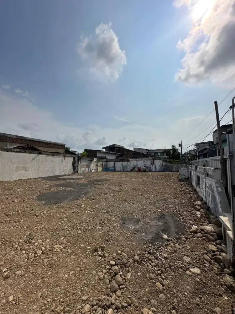 Dijual tanah lokasi di kenconowungu tengah, dekat bandara