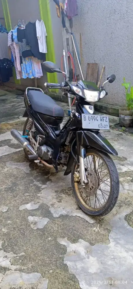 Jual Motor Vega R tahun 2004 ss lengkap