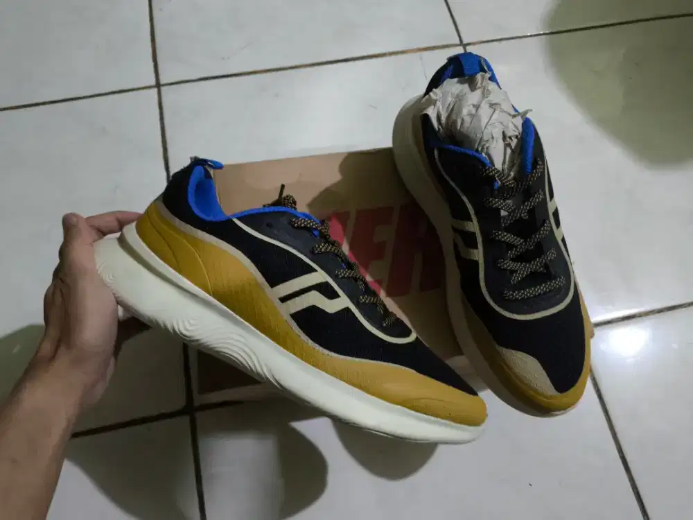 Piero Sepatu Sneakers Pria Arcwave Black Brown Off White