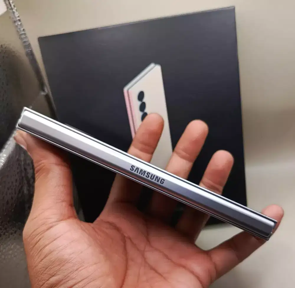 SAMSUNG Z FOLD 6 5G RAM 12/256 GB ORIGINAL SEIN NORMAL