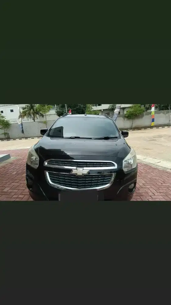 DIJUAL MOBIL KESAYANGAN CHEVROLET SPIN 2013