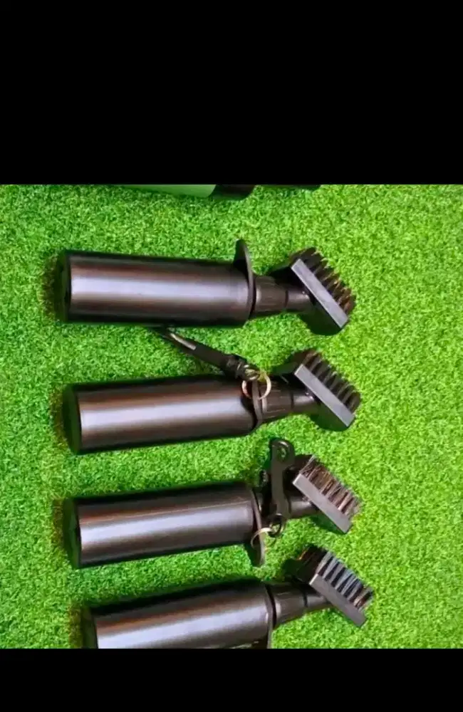 Alat pembersih stik golf