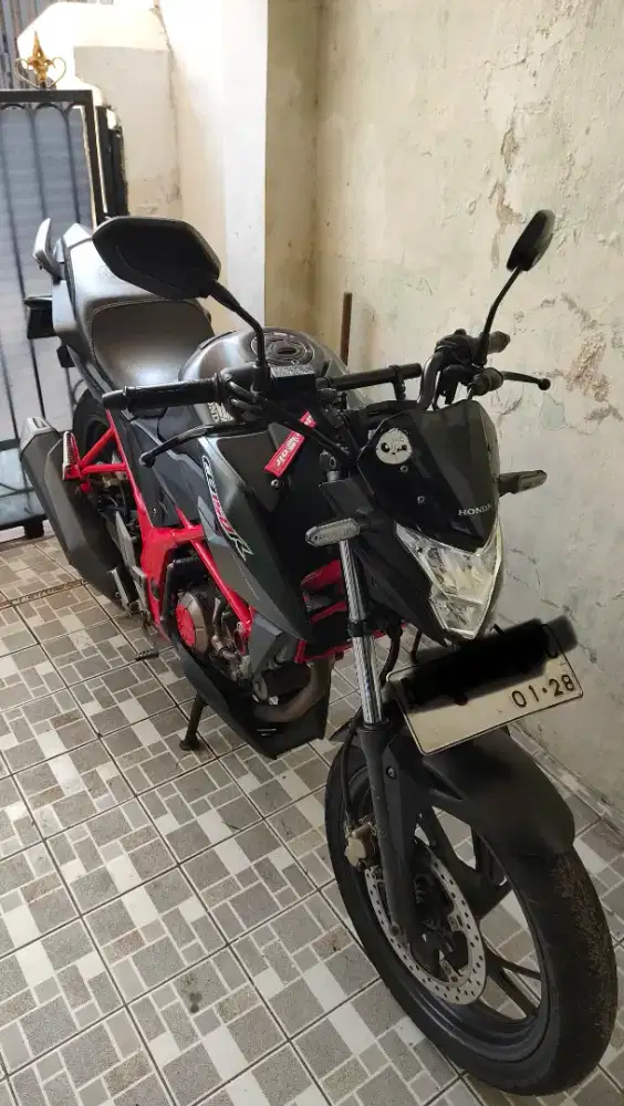 CB 150R StreetFire 2017 Raptor Black Special Edition (SE)