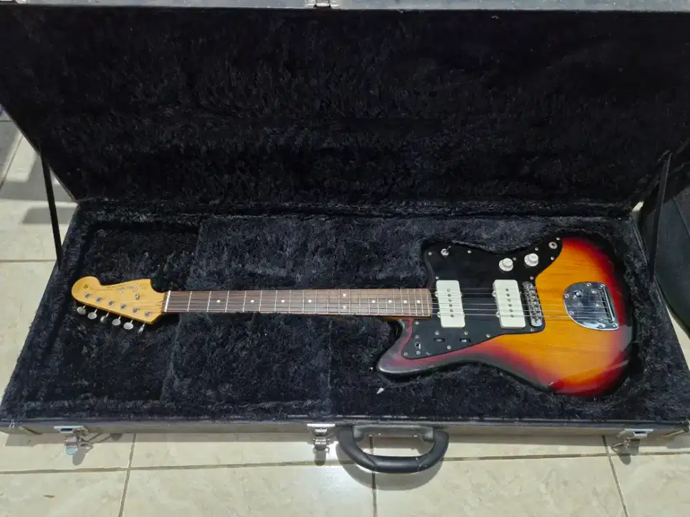 Fender Jazzmaster China with Hardcase