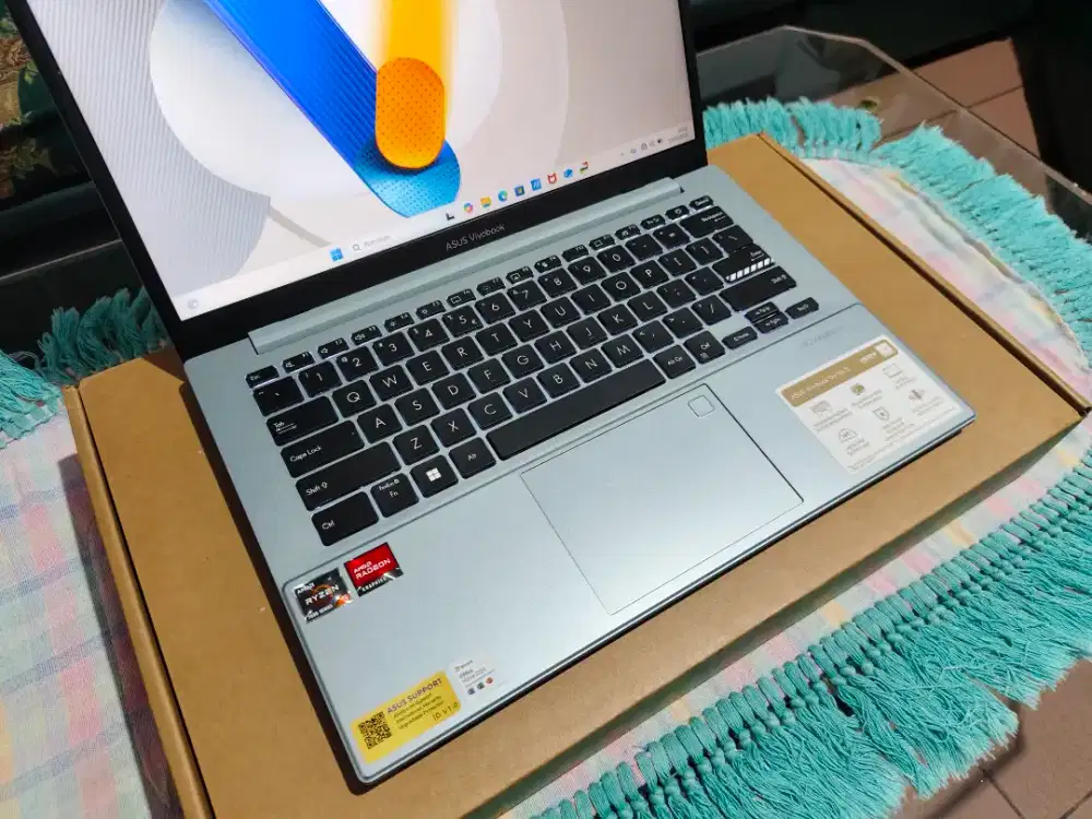 laptop asus vivobook go e1404fa-vips5152m ryzen 5 7520u 16/512 garansi