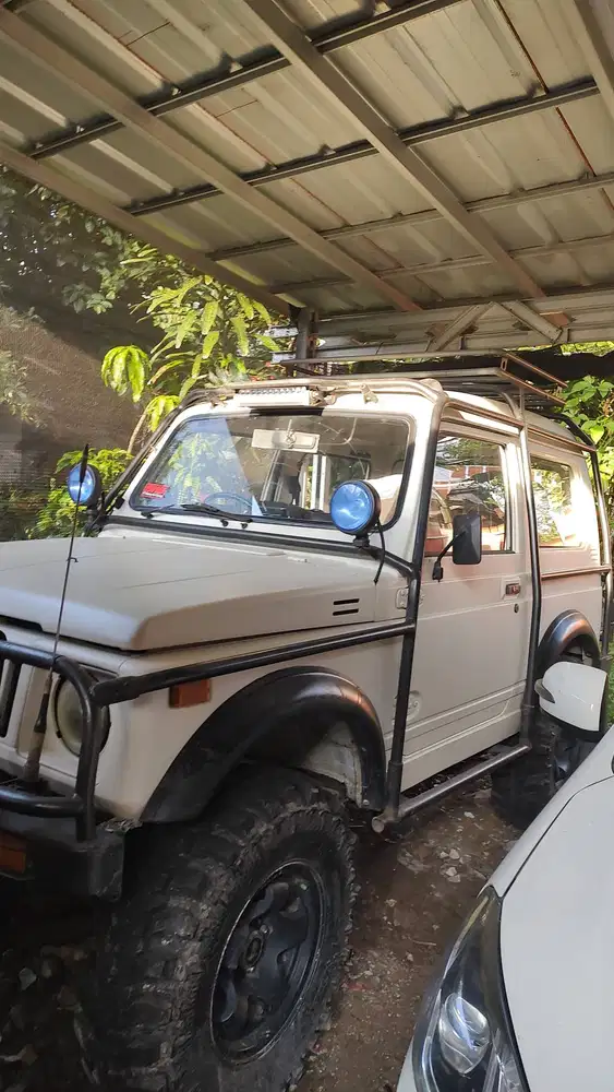 Suzuki Jimny TH 1984 jenong