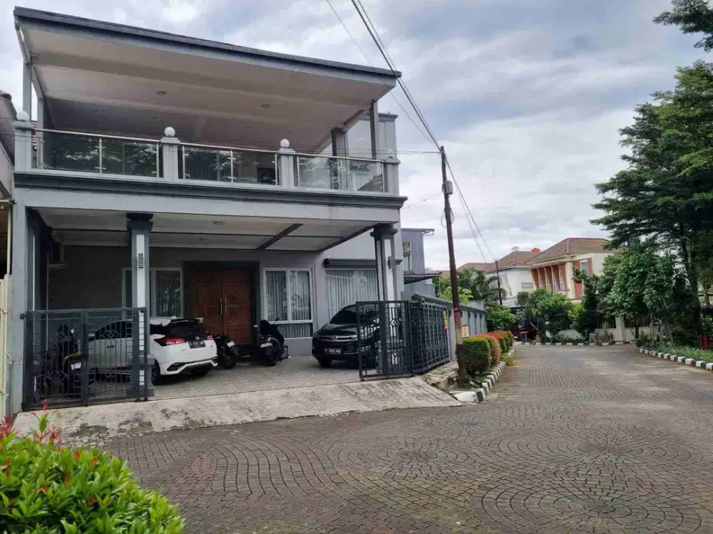 Dijual Rumah Cantik, Hook, Furnished di Bukit Cimanggu City, Jalanan Lebar, dkt Toll Yasmin