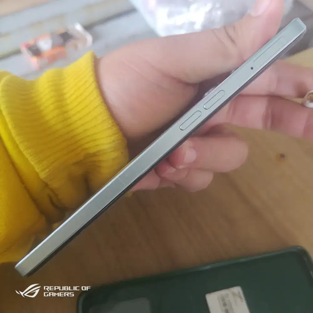 Oppo Reno 7 5G 8/128 Mulus No Minus