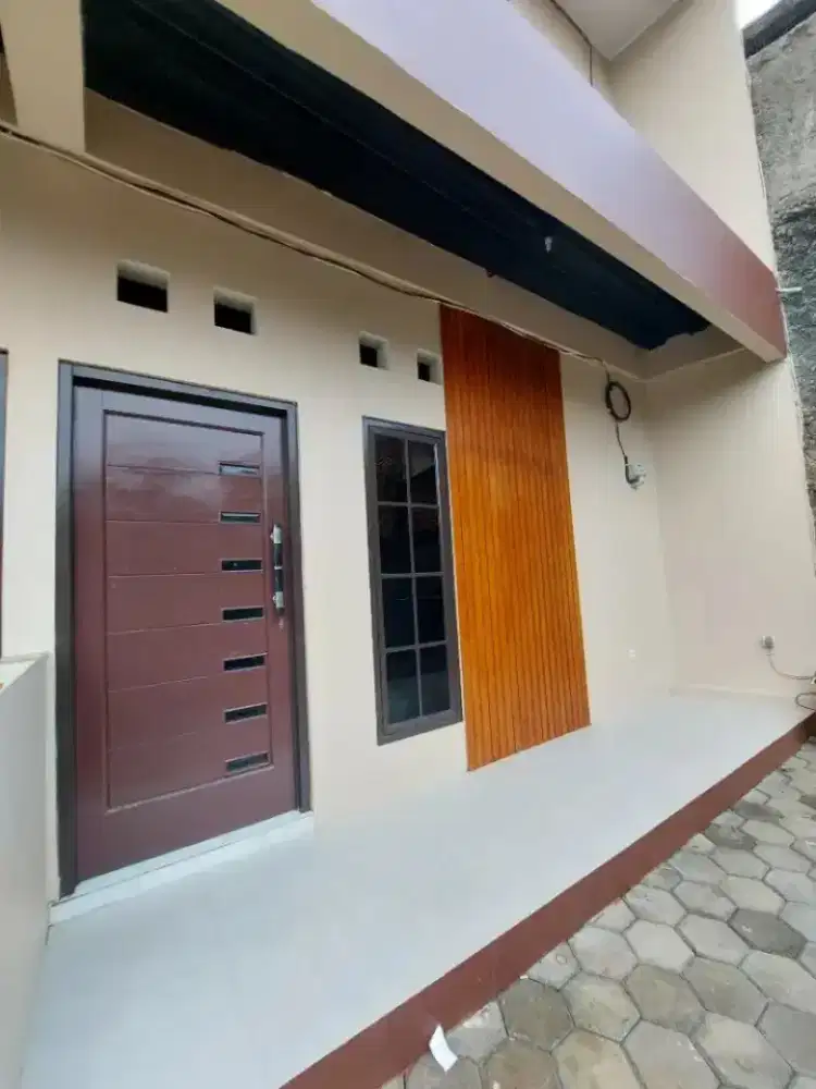 Di kontrakan rumah 1 kamar strategis di kp.rambutan dekat stasiun LRt