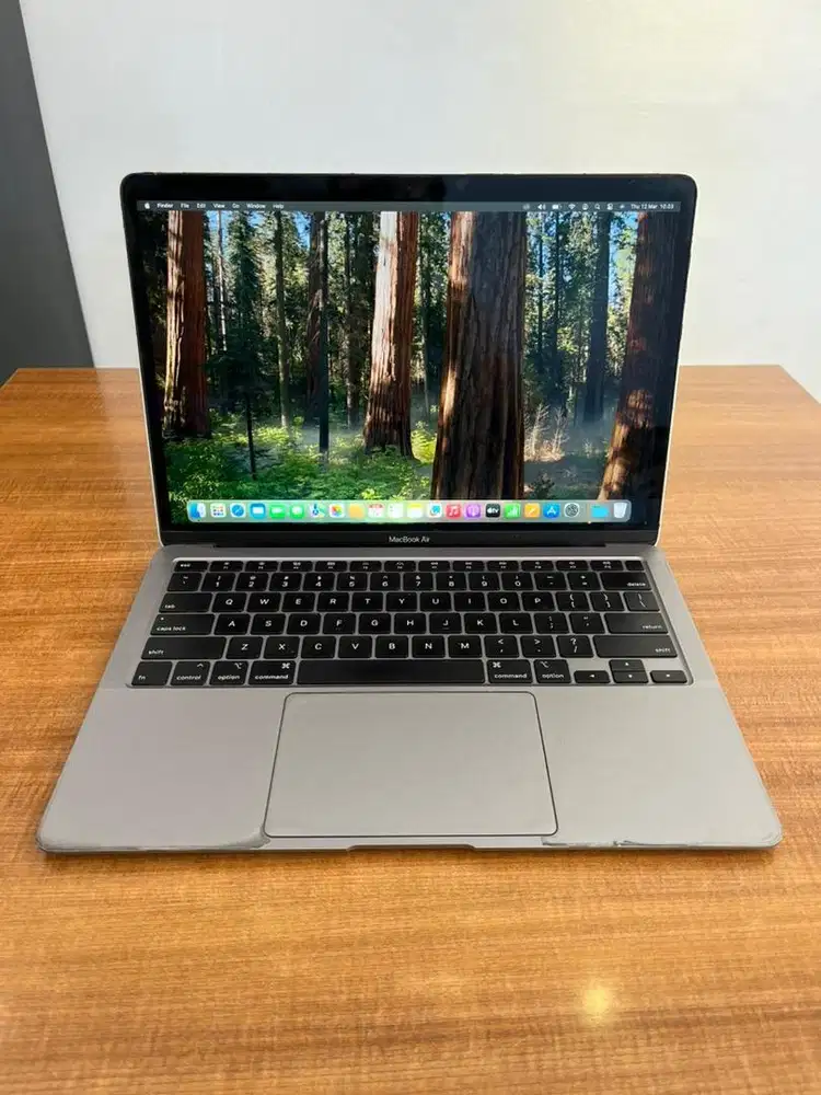 Macbook Air 13 inch 2020