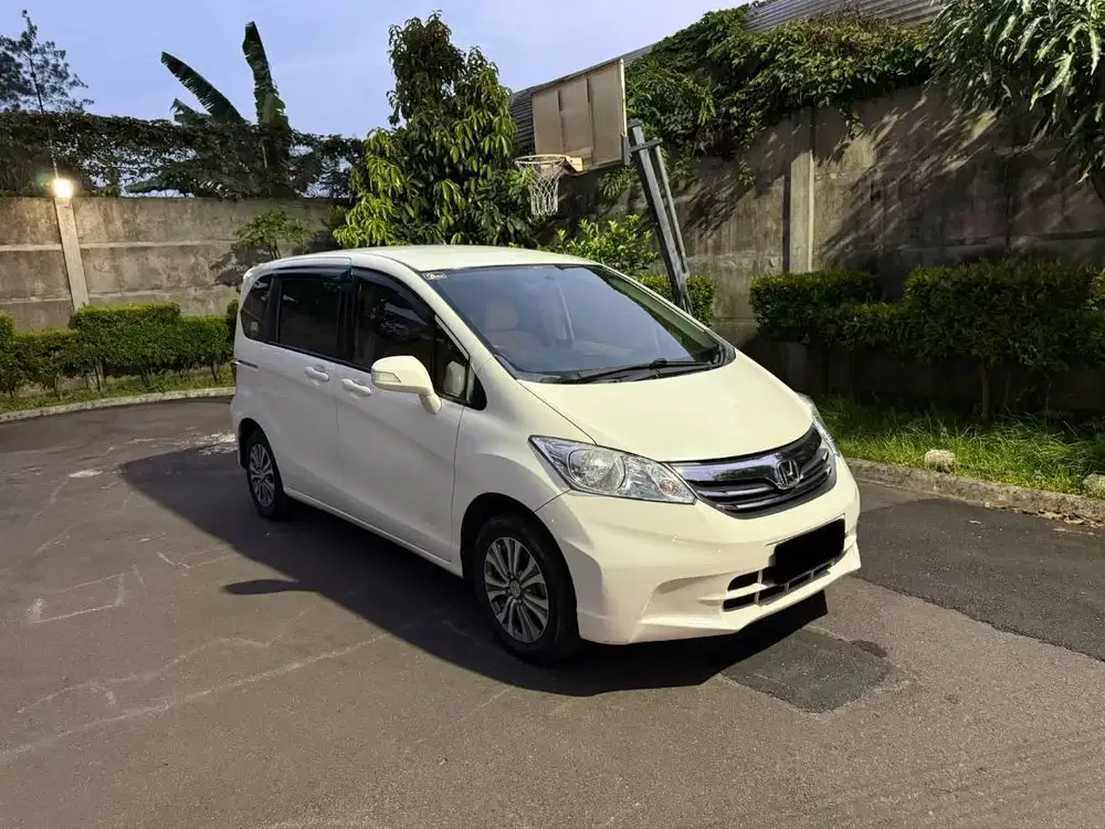 Km94rb - Freed E PSD matic 2012 Facelift || 2013