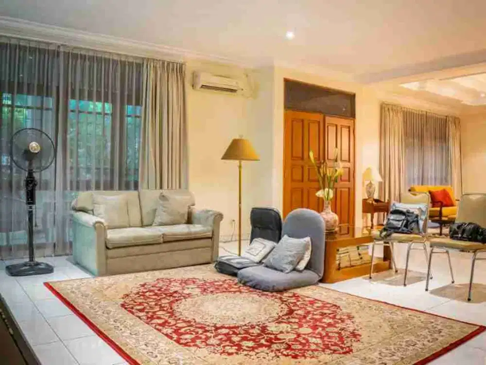 dijual Rumah mewah dalam komplek di kayu putih jakarta timur