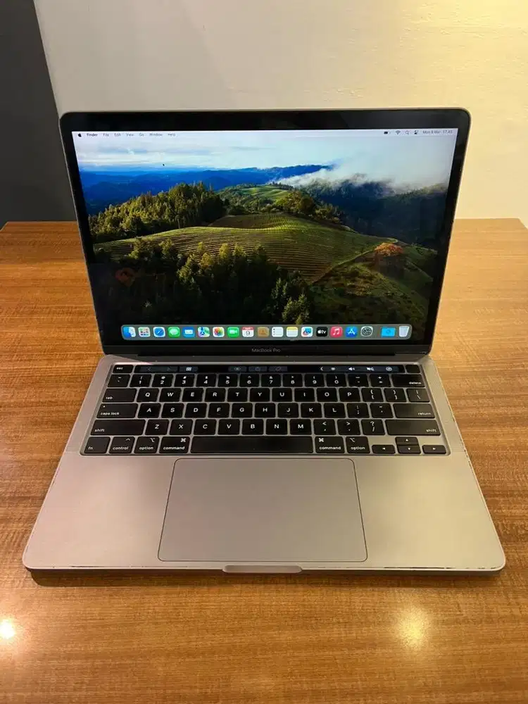 Macbook Pro 13 inch 2020 i5 16/500