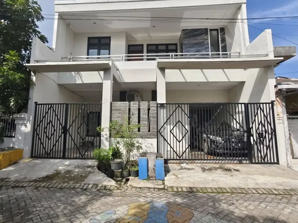 Hanya 300 Meter Dari Raya Merr Jual Cepat Rumah Baru Renov 2 Lantai Baruk Kedung Asem Rungkut
