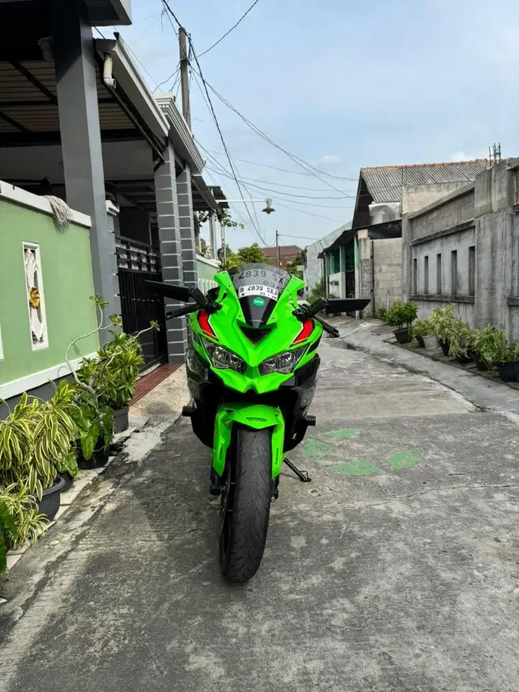 ZX25RR ABS QS KRT 2024 - VERY LOW KM