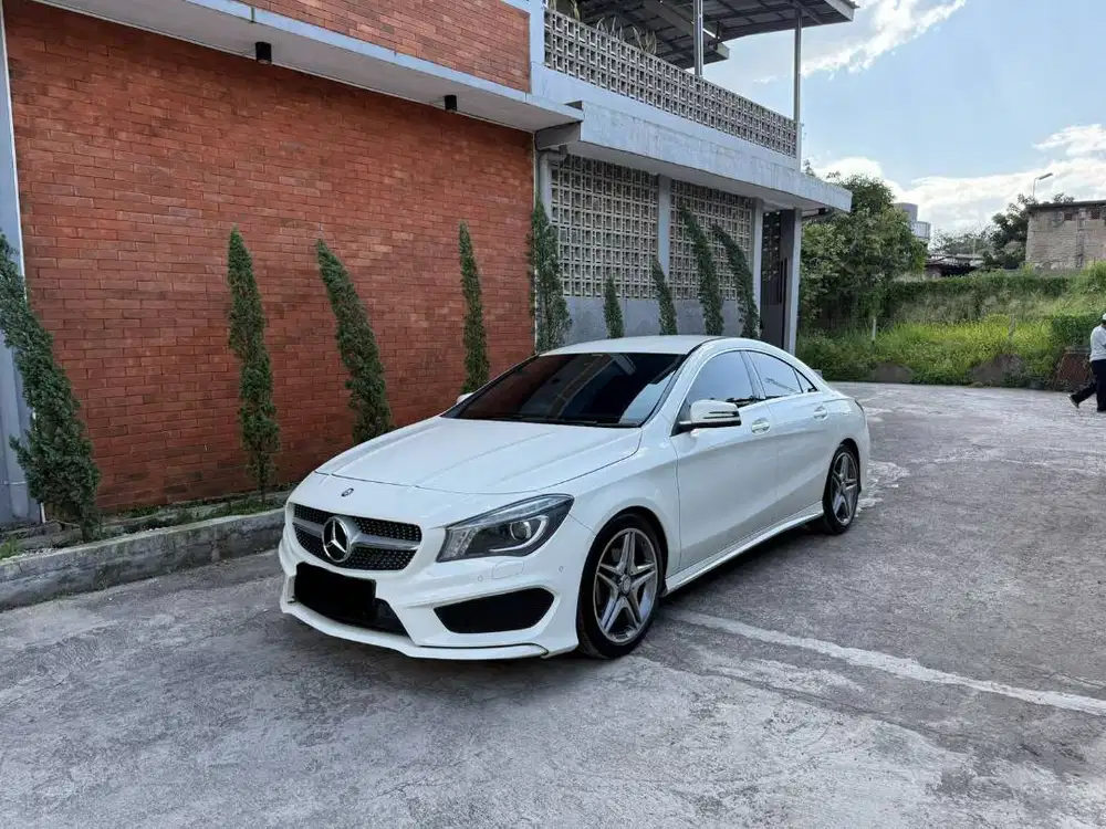 Km54rb - Mercy CLA 200 AMG Line matic 2015 White || 2016