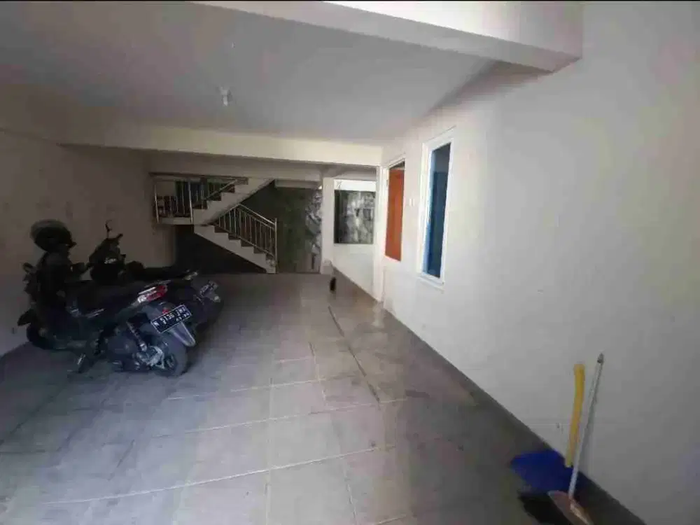 Dijual Rumah Siap Huni Di Dekat UB dan Polinema, ada Basement