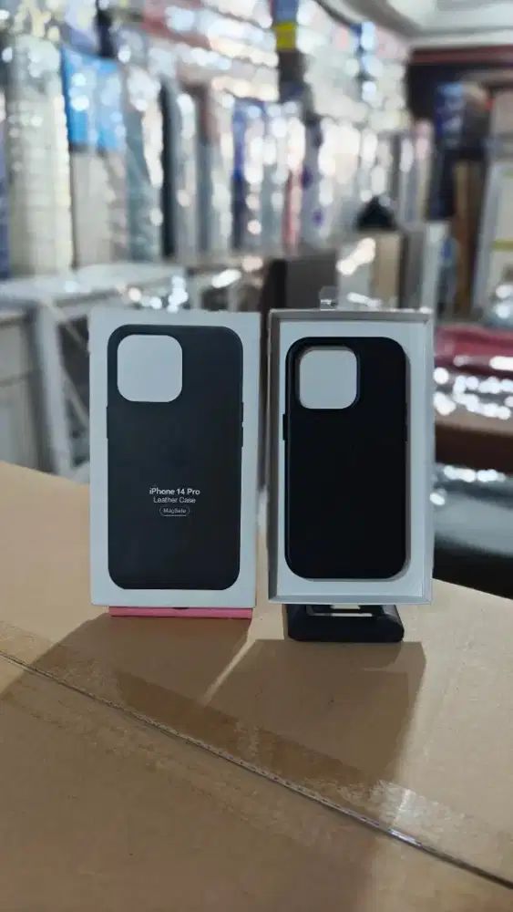 case iphone 14 pro, leather case, magsafe, preloved, kondisi bagus