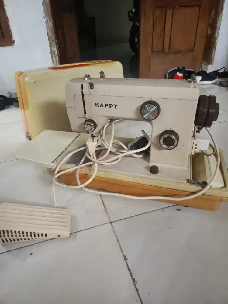 Mesin jahit listrik olimpia lengkap koper murah
