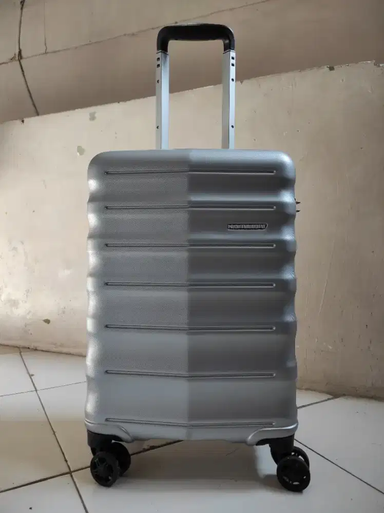 Koper Kamiliant size 20 inch by American Tourister