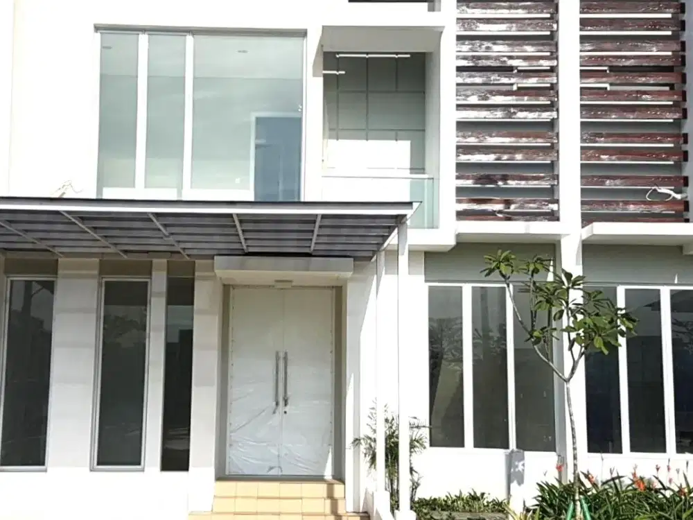 Rumah 2lt 120m 8x15 tipe 4KT Cluster Yarra JGC Jakarta Garden City