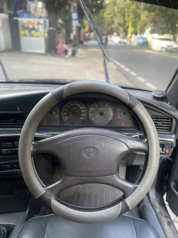 Toyota corona tahun 92