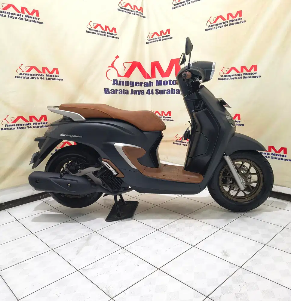 Ready Km 4 Ribu Honda Stylo 160 ABS tahun 2024 warna hitam